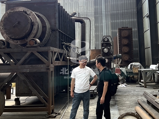 麻桿炭化爐在生產過程中受到客戶青睞